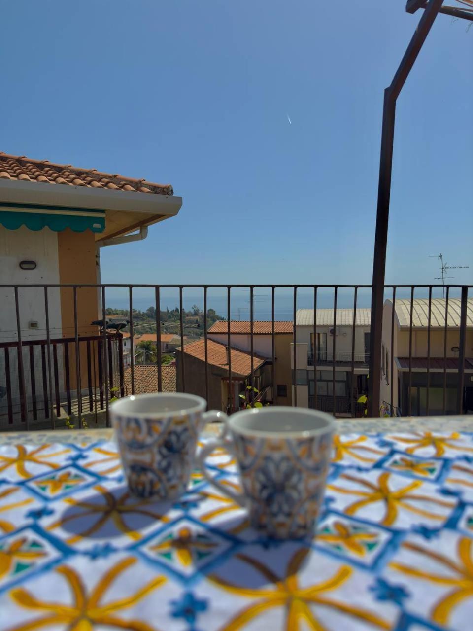 Casa Vista Azzurra Villa Aci Castello Eksteriør billede